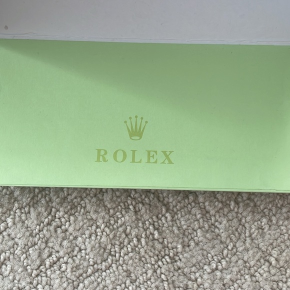 Authentic Rolex Gift Box - Matt Green with Logo - Picture 6 of 6